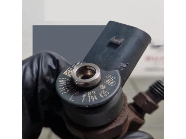 bontott BMW 3 E91 Porlasztó (1 db)