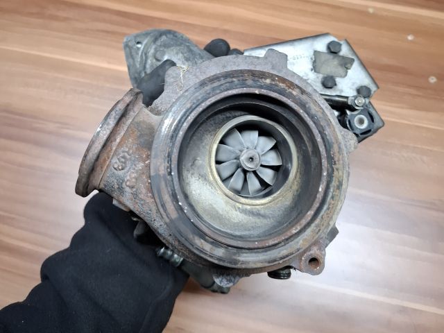 bontott BMW 3 E91 Turbó