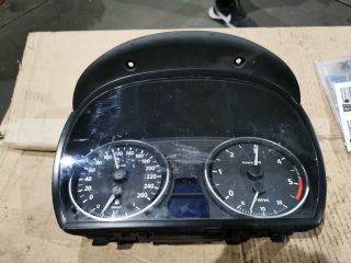 bontott BMW 3 E91 Kilométeróra