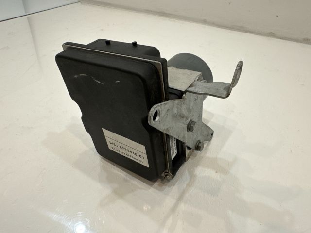 bontott BMW 3 E91 ABS Kocka