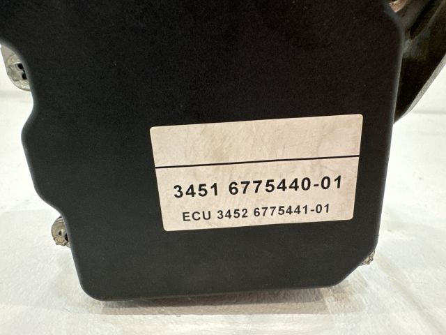 bontott BMW 3 E91 ABS Kocka