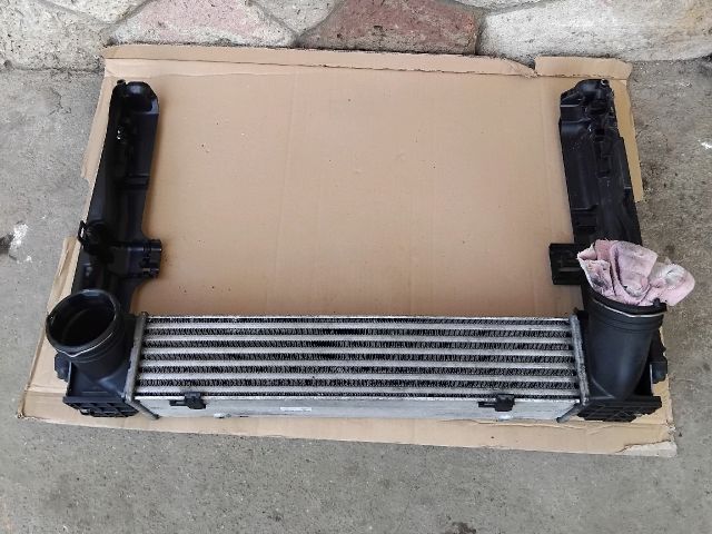 bontott BMW 3 E91 Intercooler