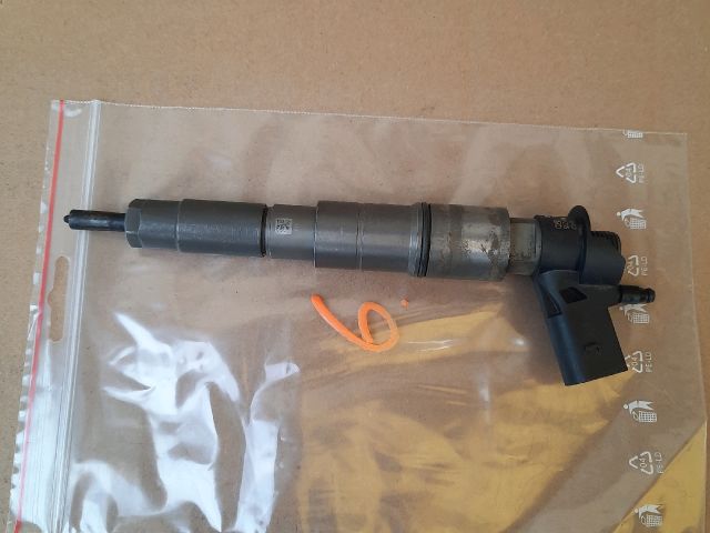 bontott BMW 3 E91 Porlasztó (1 db)