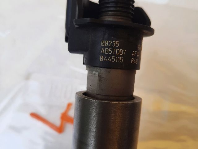 bontott BMW 3 E91 Porlasztó (1 db)