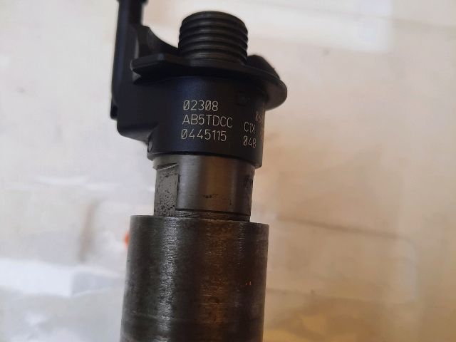 bontott BMW 3 E91 Porlasztó (1 db)