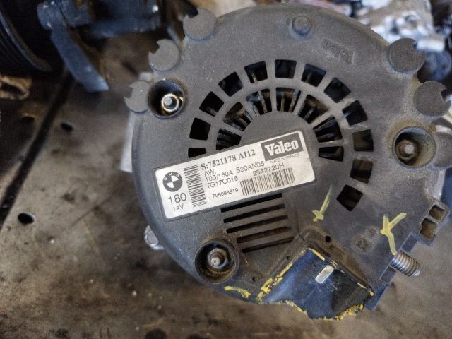 bontott BMW 3 E91 Generátor