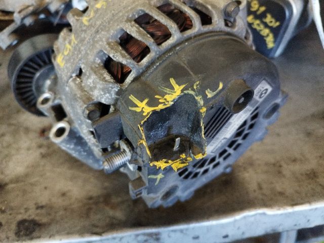 bontott BMW 3 E91 Generátor