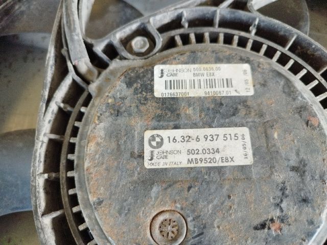 bontott BMW 3 E91 Hűtőventilátor