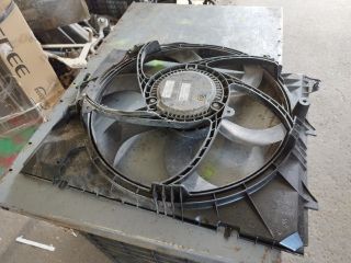 bontott BMW 3 E91 Hűtőventilátor