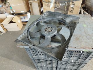 bontott BMW 3 E91 Hűtőventilátor