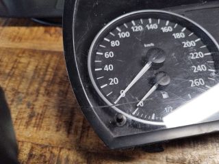 bontott BMW 3 E91 Kilométeróra