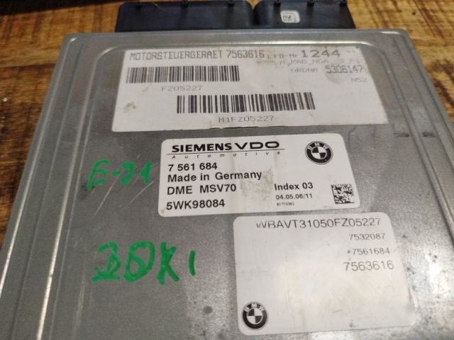 bontott BMW 3 E91 Motorvezérlő