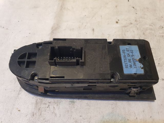 bontott BMW 3 E91 Ablakemelő és Tükör Kapcsoló