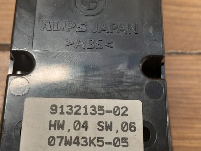 bontott BMW 3 E91 Ablakemelő és Tükör Kapcsoló