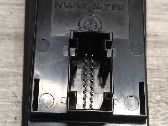 bontott BMW 3 E91 Ablakemelő és Tükör Kapcsoló