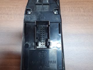 bontott BMW 3 E91 Ablakemelő és Tükör Kapcsoló