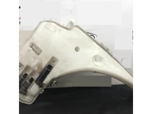 bontott BMW 3 E91 Ablakmosó Tartály