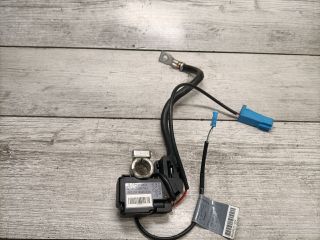 bontott BMW 3 E91 Akkumulátor Saru Elektronikával