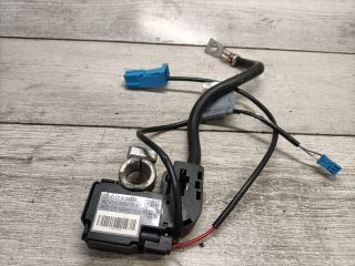 bontott BMW 3 E91 Akkumulátor Saru Elektronikával