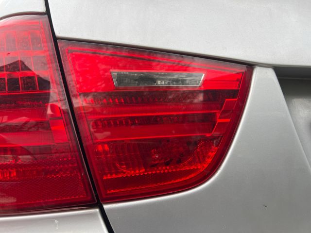 bontott BMW 3 E91 Bal Belső Hátsó Lámpa