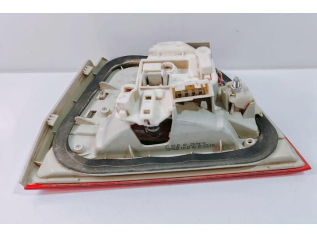 bontott BMW 3 E91 Bal Belső Hátsó Lámpa