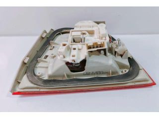 bontott BMW 3 E91 Bal Belső Hátsó Lámpa