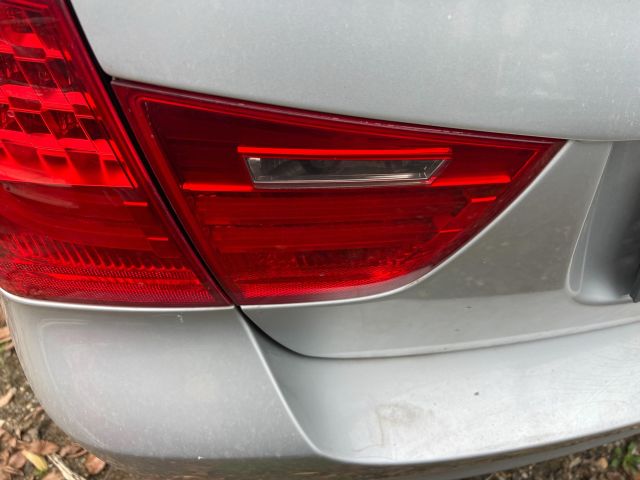 bontott BMW 3 E91 Bal Belső Hátsó Lámpa