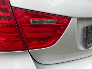 bontott BMW 3 E91 Bal Belső Hátsó Lámpa