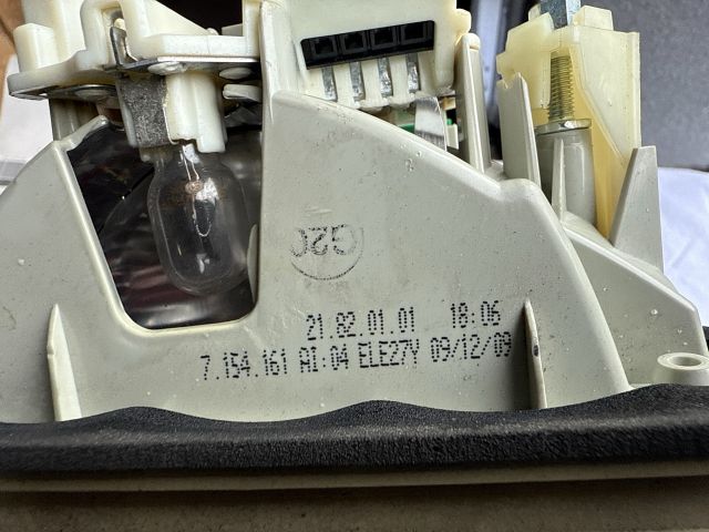 bontott BMW 3 E91 Bal Belső Hátsó Lámpa