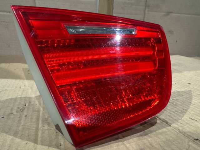 bontott BMW 3 E91 Bal Belső Hátsó Lámpa