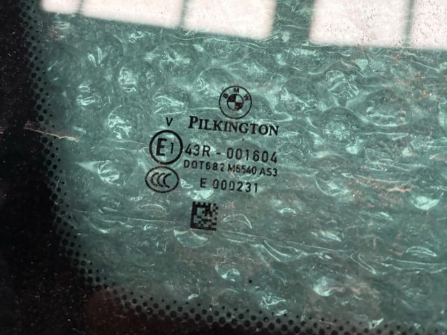bontott BMW 3 E91 Bal C Oszlop Oldalablak Üveg