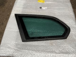 bontott BMW 3 E91 Bal C Oszlop Oldalablak Üveg