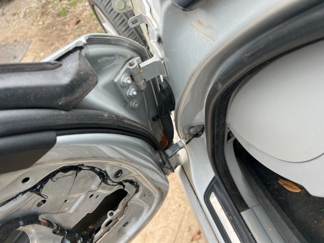 bontott BMW 3 E91 Bal első Ajtó (Üres lemez)