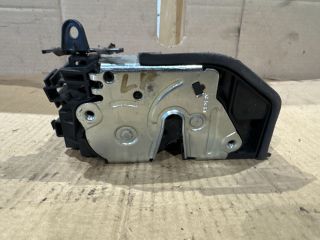 bontott BMW 3 E91 Bal első Ajtózár