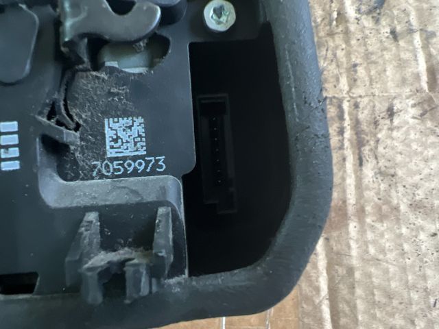 bontott BMW 3 E91 Bal első Ajtózár