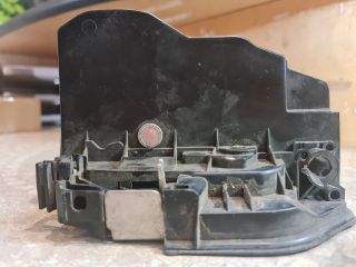 bontott BMW 3 E91 Bal első Ajtózár