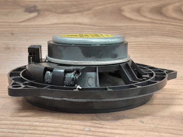 bontott BMW 3 E91 Bal első Hangszóró