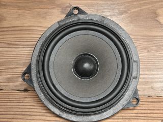 bontott BMW 3 E91 Bal első Hangszóró