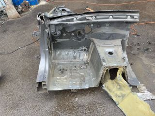 bontott BMW 3 E91 Bal első Negyed Karosszéria Csomag