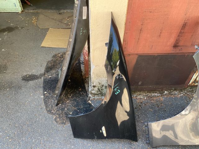 bontott BMW 3 E91 Bal első Sárvédő