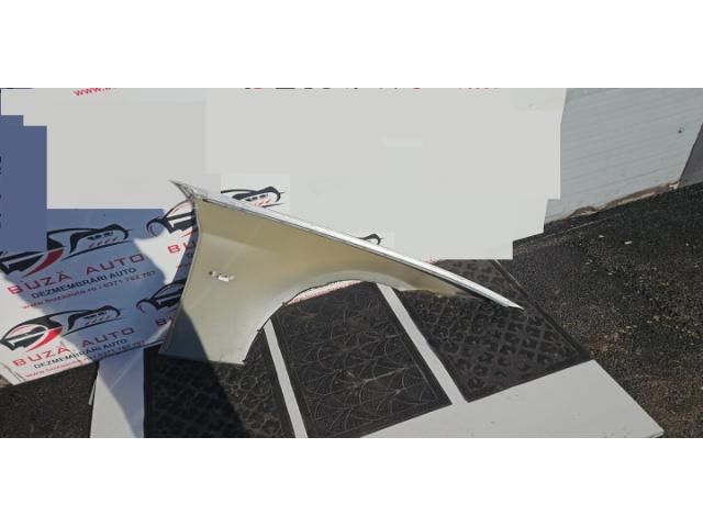 bontott BMW 3 E91 Bal első Sárvédő