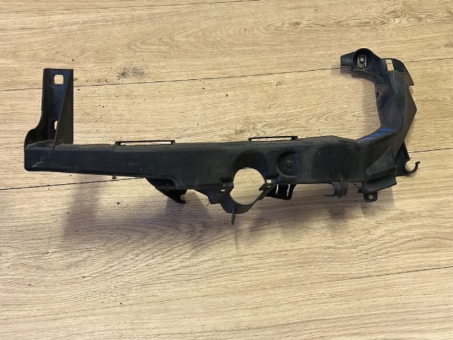 bontott BMW 3 E91 Bal Fényszóró Lámpakeret