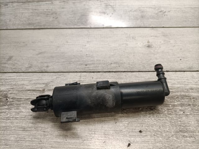 bontott BMW 3 E91 Bal Fényszórómosó Fúvóka