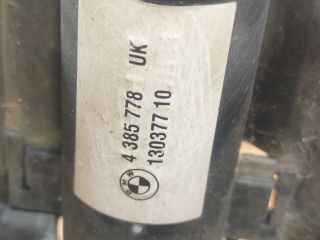 bontott BMW 3 E91 Bal Fényszórómosó Fúvóka