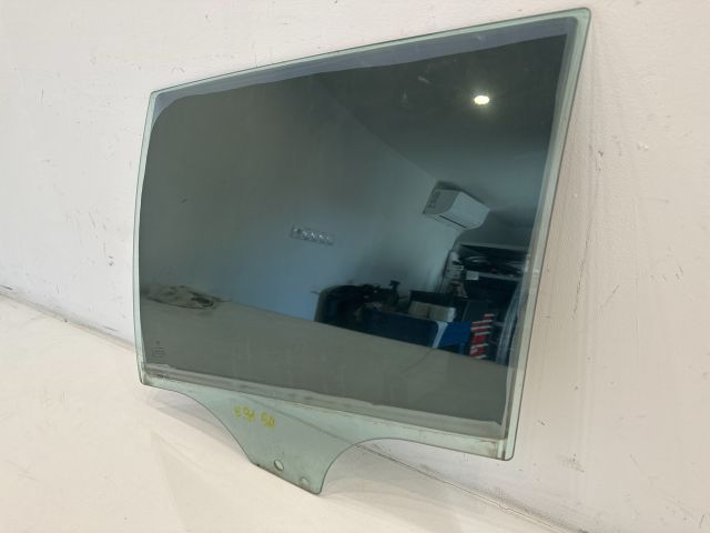 bontott BMW 3 E91 Bal hátsó Ablak