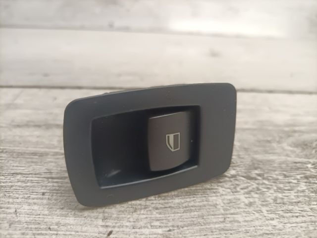 bontott BMW 3 E91 Bal hátsó Ablakemelő Kapcsoló