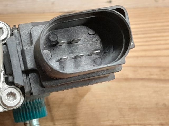 bontott BMW 3 E91 Bal hátsó Ablakemelő Motor