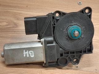 bontott BMW 3 E91 Bal hátsó Ablakemelő Motor