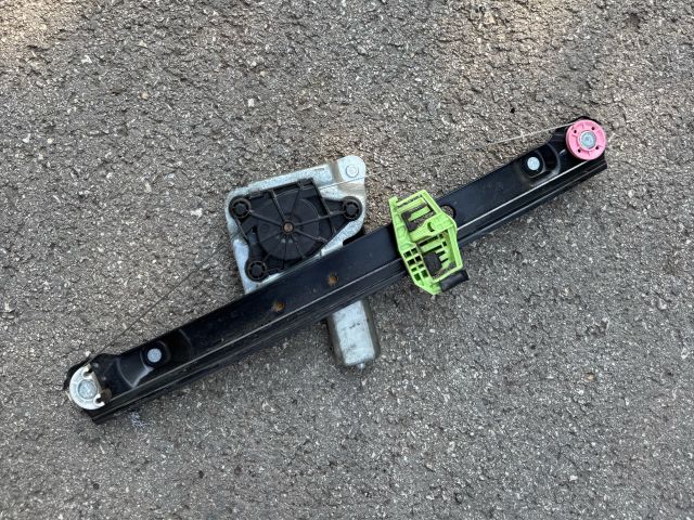 bontott BMW 3 E91 Bal hátsó Ablakemelő Szerkezet (Elektromos)