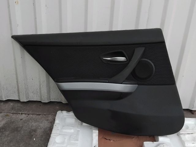 bontott BMW 3 E91 Bal hátsó Ajtó Kárpit